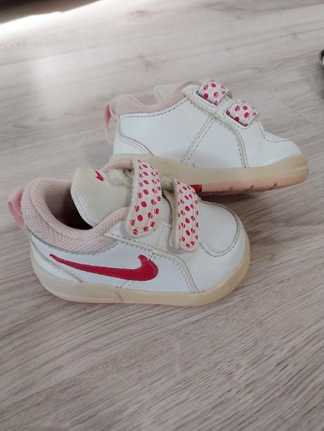 Babatkovske, nike,18