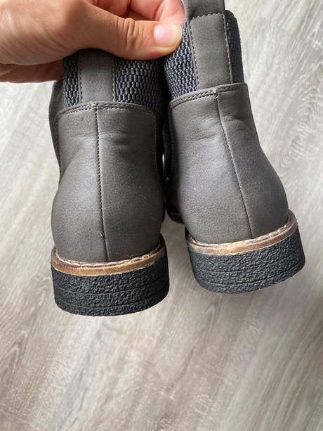 Cizmy, 36