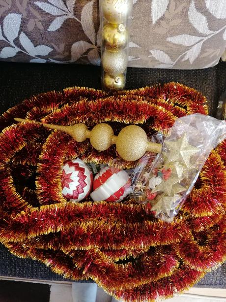 Zlatá vianočná výzdoba, 