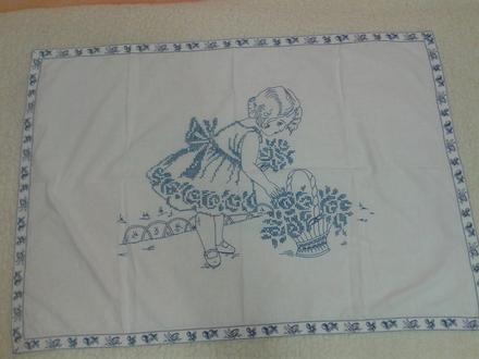 Retro vyšívaná kuchárka na stenu - 30 eur,