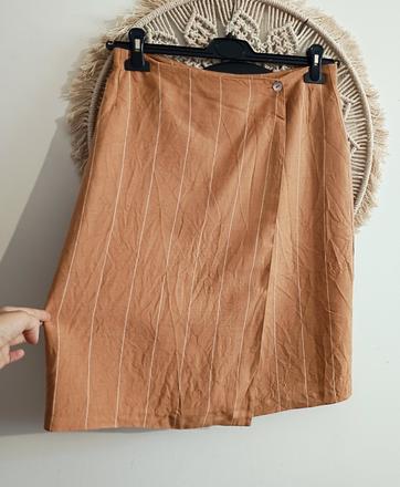 Zavinovacia ľanová sukňa, m