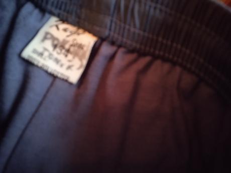 Športové nohavice, 134