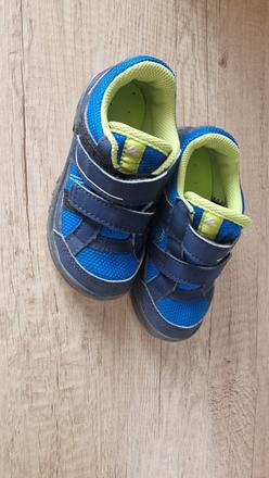 Treckingova obuv, decathlon,26