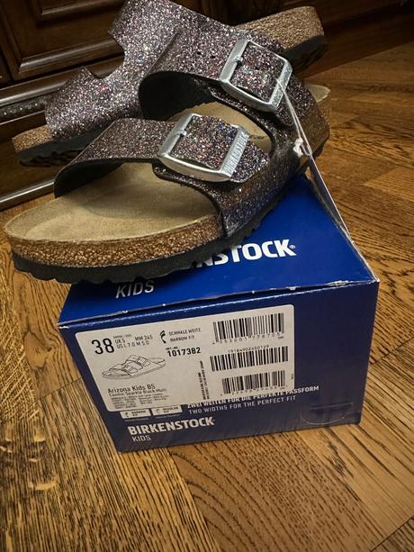 Birky slapky, birki,38