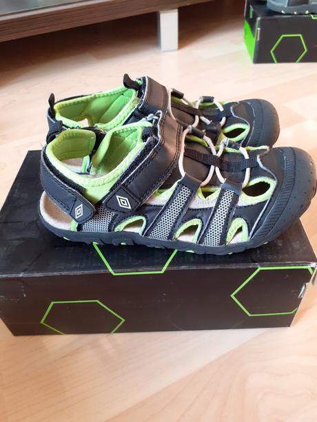 Sandále umbro 32, umbro,32
