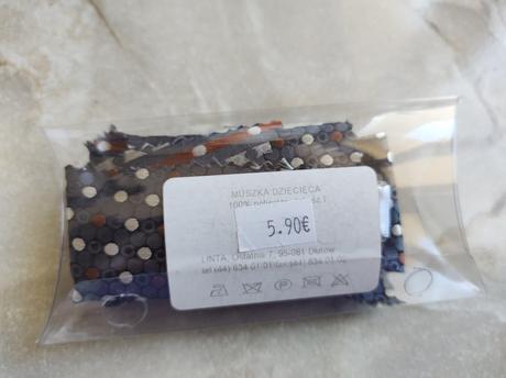 Motýlik s vreckovkou k saku, s