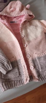 Moderný svetrík s uškami, 116