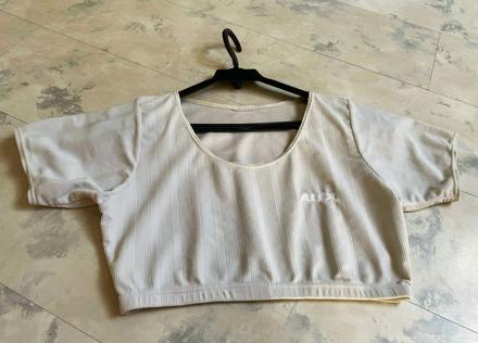 Top crop na cvičenie, m