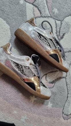 B3590 tenisky, desigual,39