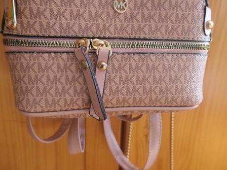 Moderny, trendy, krasny, luxusny ruksak v style mk,