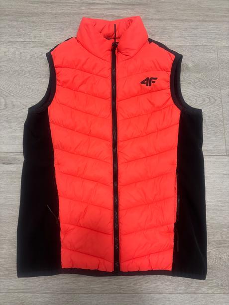 4f funcna vesta, 152