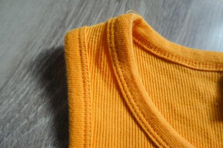 Mäkké vrúbkované tričko bershka, bershka,m