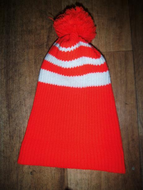 Čapka - čierveno biela, m