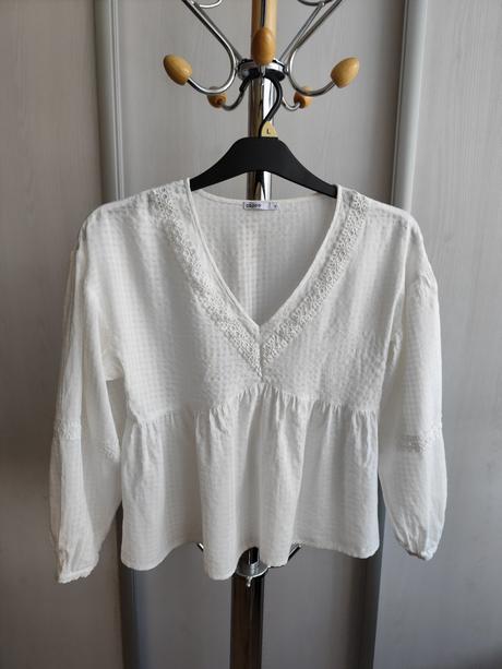 Romantická blúzka, m