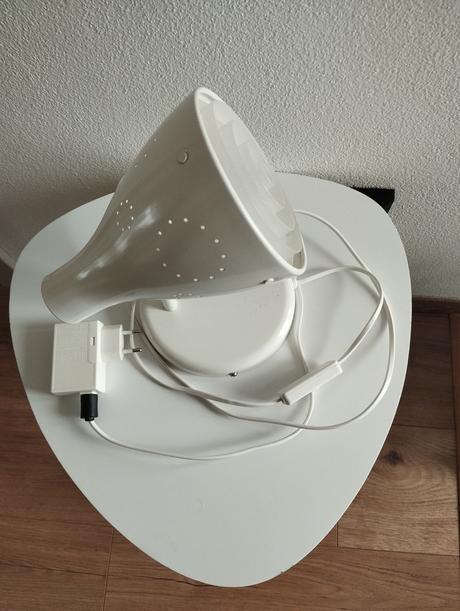 Nástenná lampa ikea,