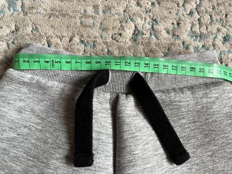 Hrubšie tepláky, f&f,92