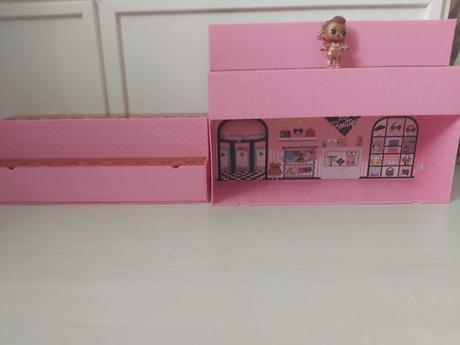 Predám cestovný kufríkový lol domček,