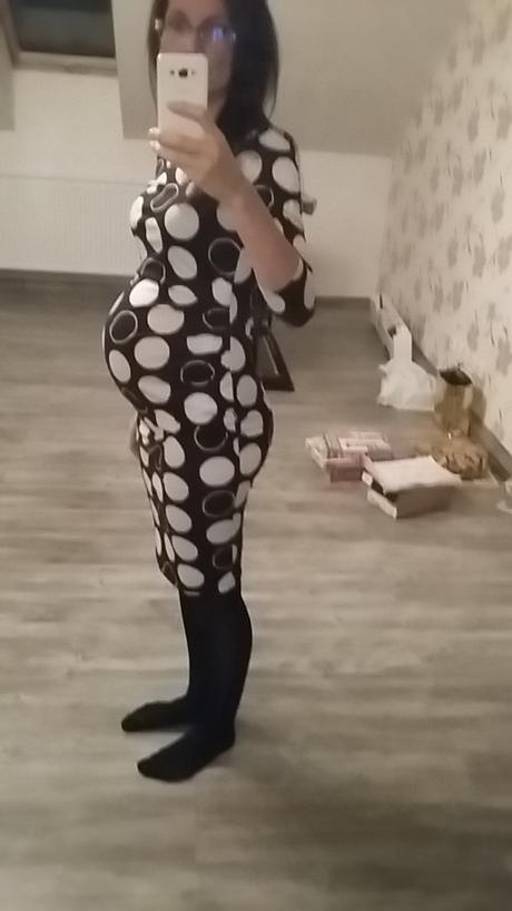 Tehotenské šaty, 36