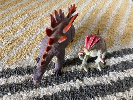 Dinovia 22cm a 32cm, 