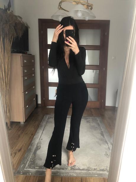 Čierne zvoncove teplaky / nohavice, s