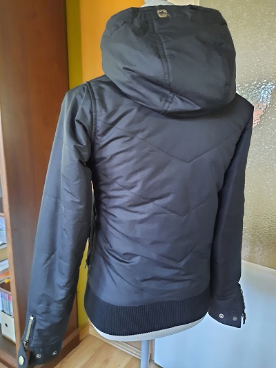 Vetrovka zateplena, authority,158