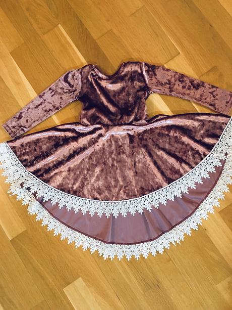 Zamatove satocky even, 104