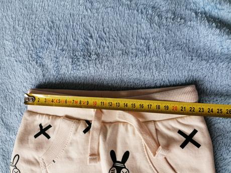 Tepláky zombie dash, 74