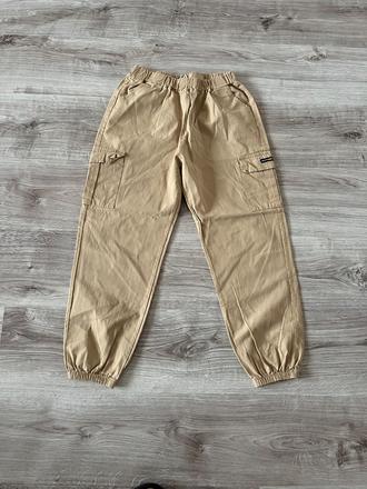 Kapsáčové nohavice, 146