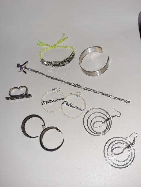 Balik bižeterie " strieborny", 