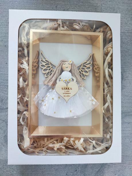 Macrame anjelik na prvé sväté prijímanie, 