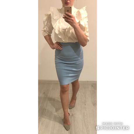 Blúzka s volánmi na rukávoch, bershka,s