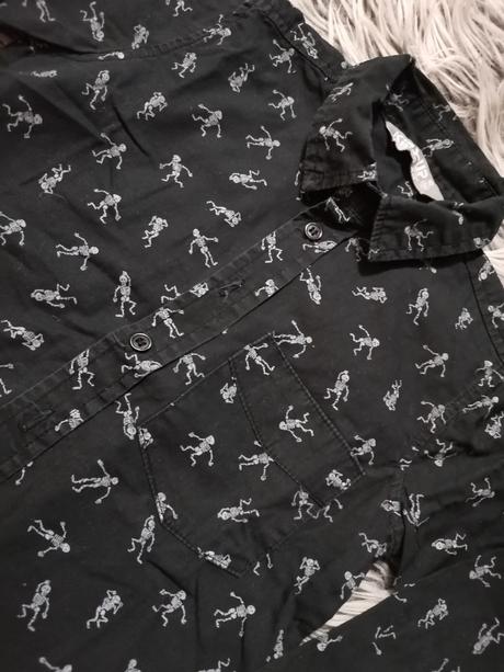 Čierna košeľa, 98