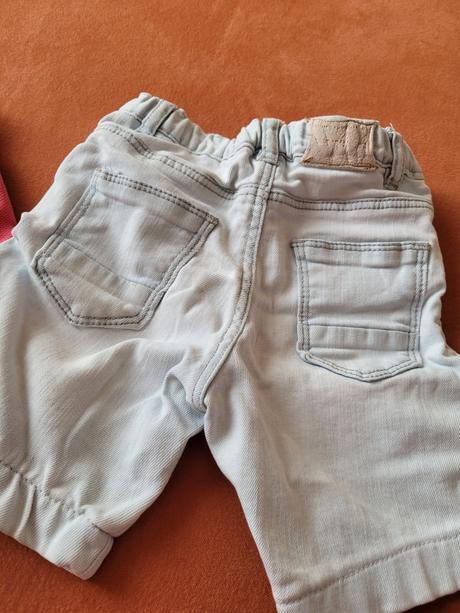 2x kraťasy, zara,92