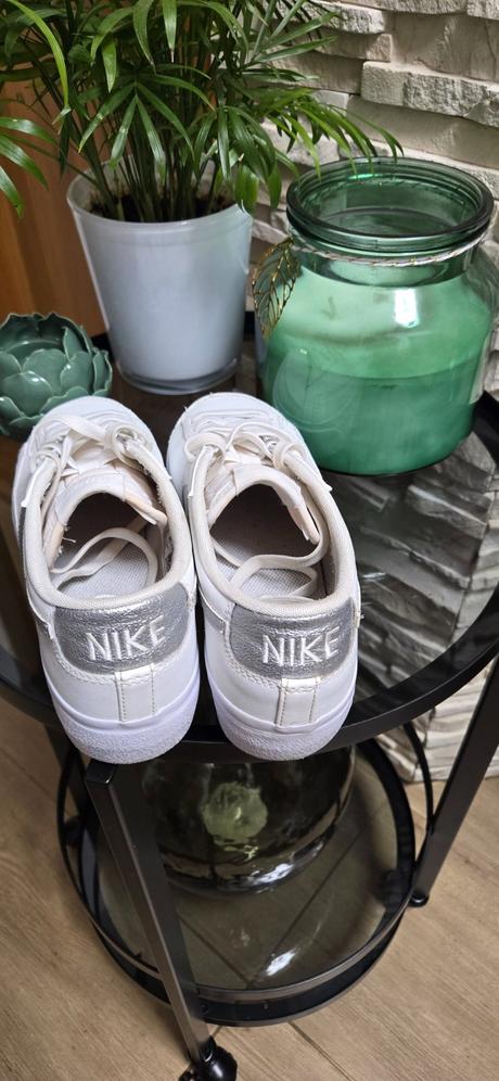 Kožené tenisky nike, nike,38