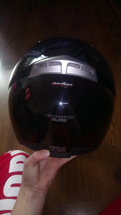 Motorkárska prilba, 