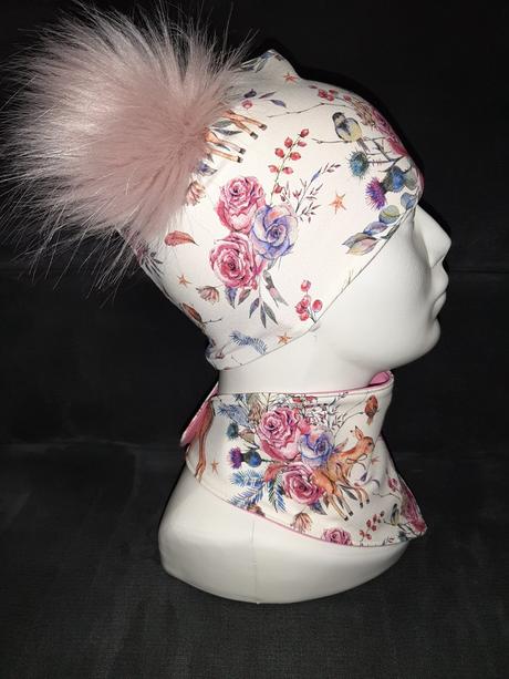 Čiapka a nakrčnik, 92