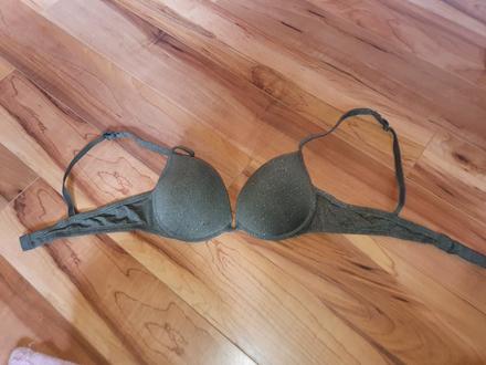 Nádherná podprsenka lacno košíky a velk xs s, xs