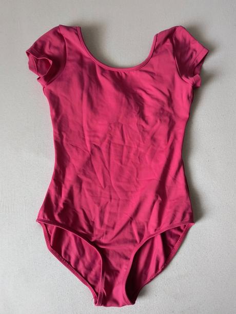 Dres na tanečnú pre 10-11 ročnú slečnu, bloch,146