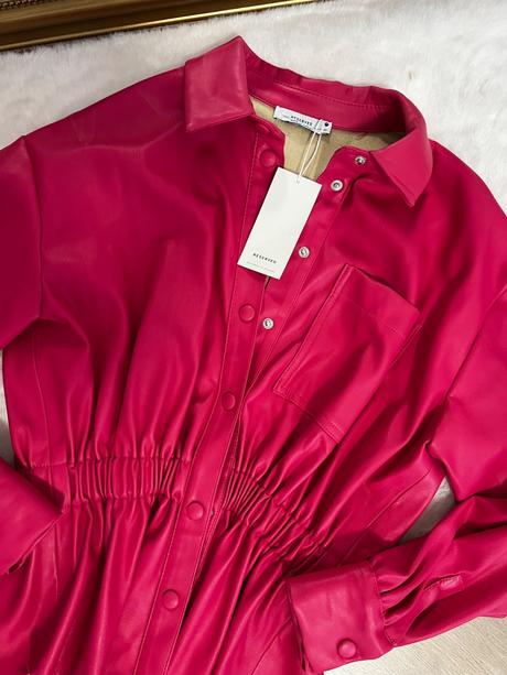 Košela, reserved,xs