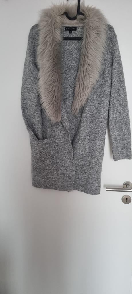 Dámsky kardigán s kožušinkou, f&f,36