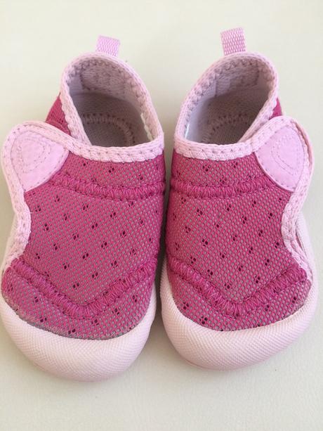 Dymyos topánky do vody, 21