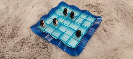 Logická hra-tučniaci, 