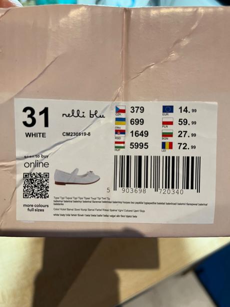 Topánky na prve sv. prijímanie, 31