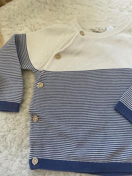 Pleteny pasikavy sveter na gombicky, lupilu,86