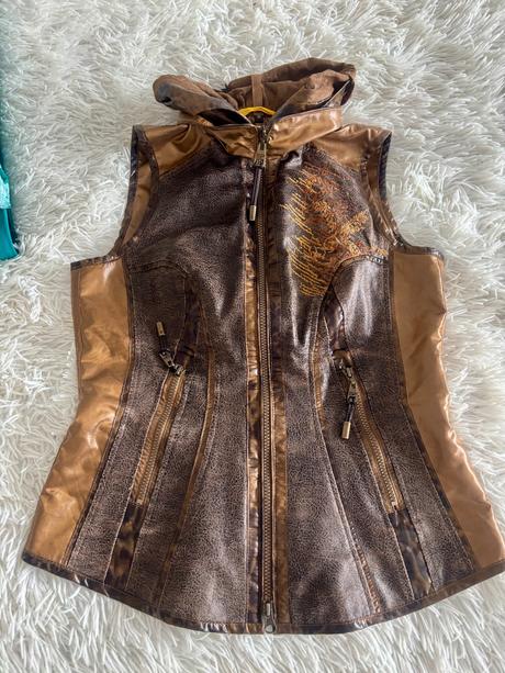 Dámsky, dievčenský komplet zn. sportalm, s