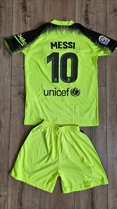 Dres+kraťasy, nike,158