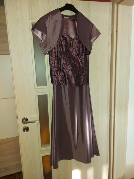 Spoločenské šaty, 40