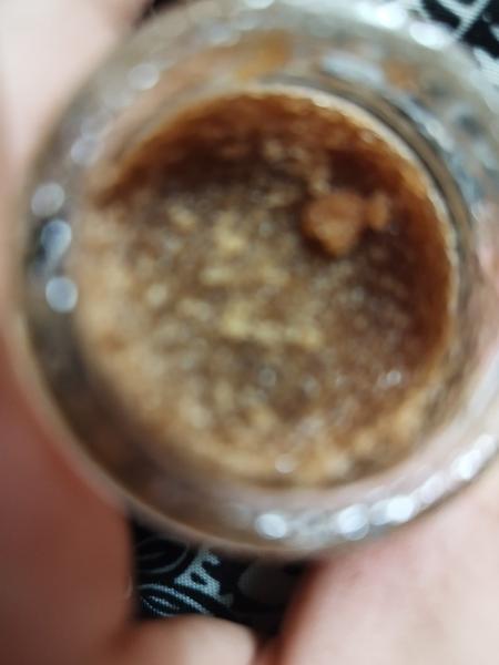 Môžem zomrieť z 2 roky starej sladkosti?