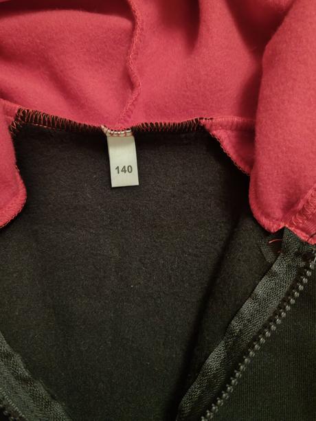 Nová mikina, 140
