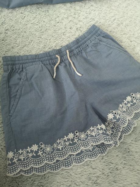 Krásny benetton kompletik, benetton,152